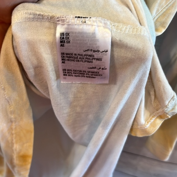 JM Collection Cold Shoulder Top - Picture 5 of 6